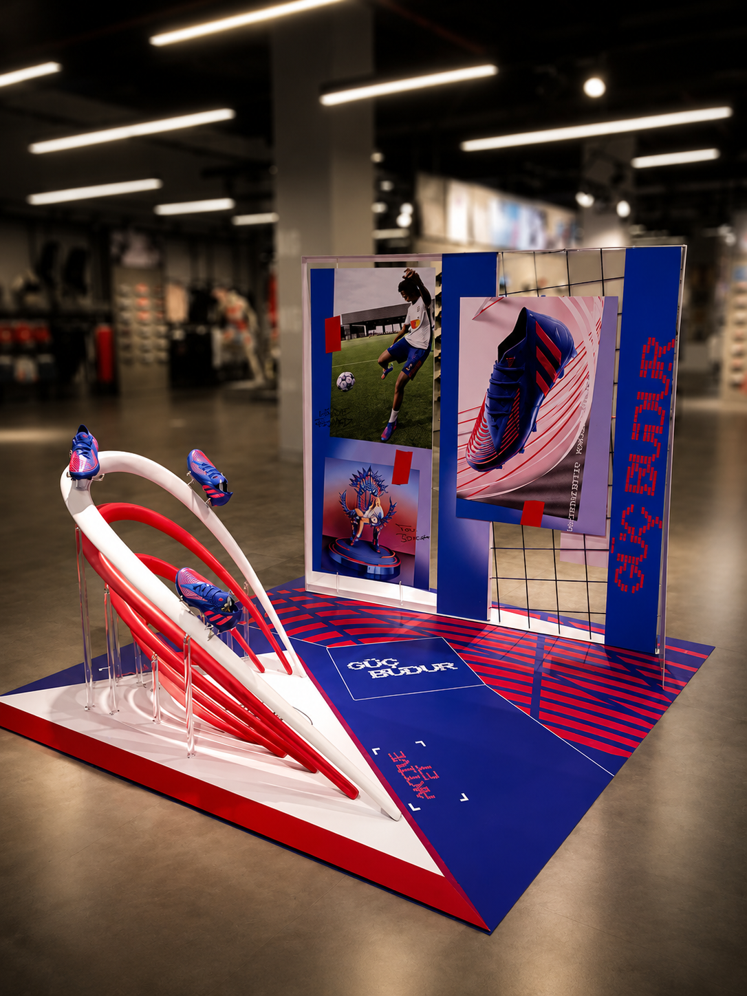 ADIDAS — Vitrin & Mağaza İçi uygulaması,