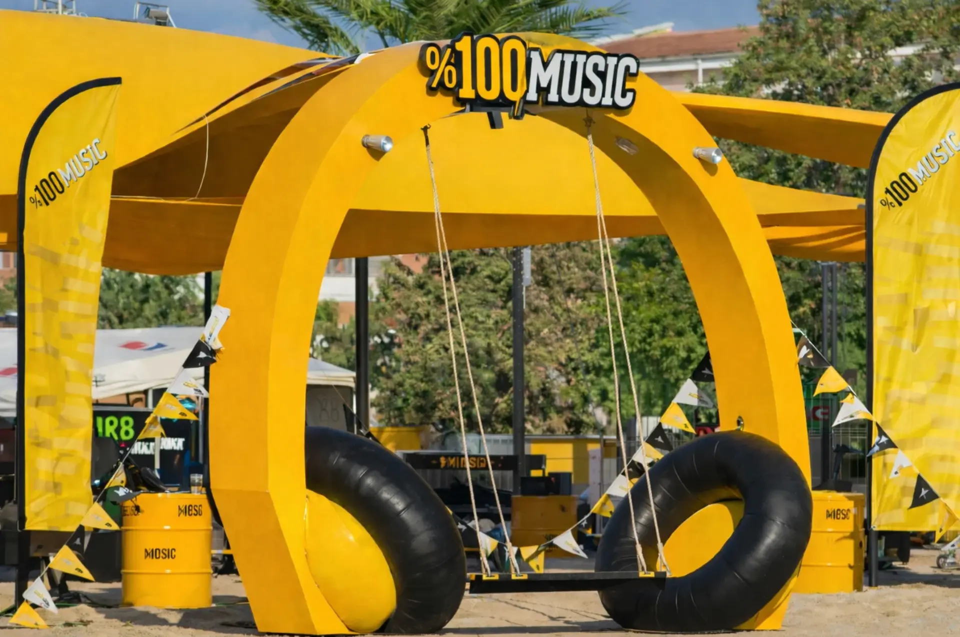%100 MUSIC — Dış Mekan uygulaması,