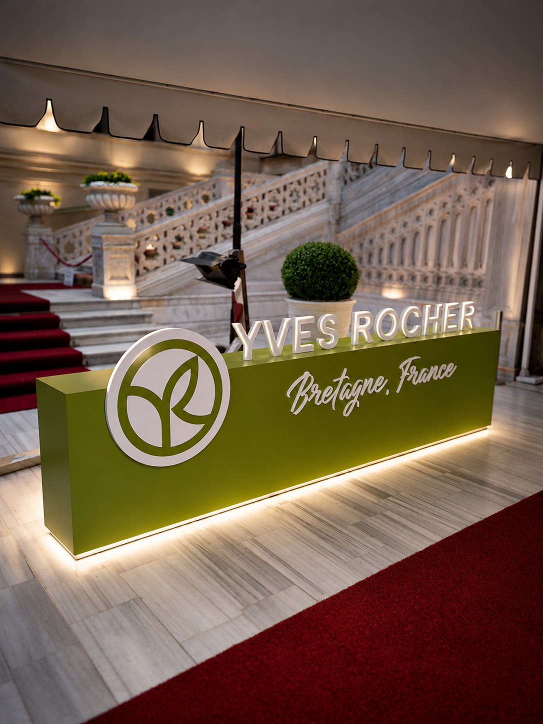 YVES ROCHER — Dış Mekan uygulaması,